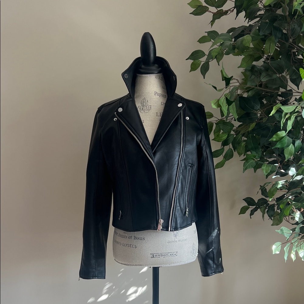 BRAND NEW A&F Classic vegan Black Leather Biker Jacket